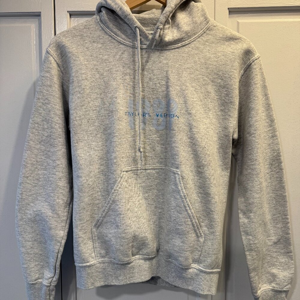 Taylor Swift 1989 Hoodie Sz XS Heather Grey